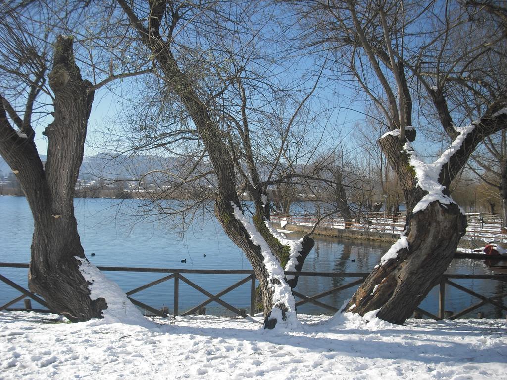 La Casa Sul Lago Posta Fibreno Екстер'єр фото